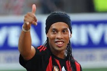Ronaldinho.Ultimate Legendary Football Skills.
