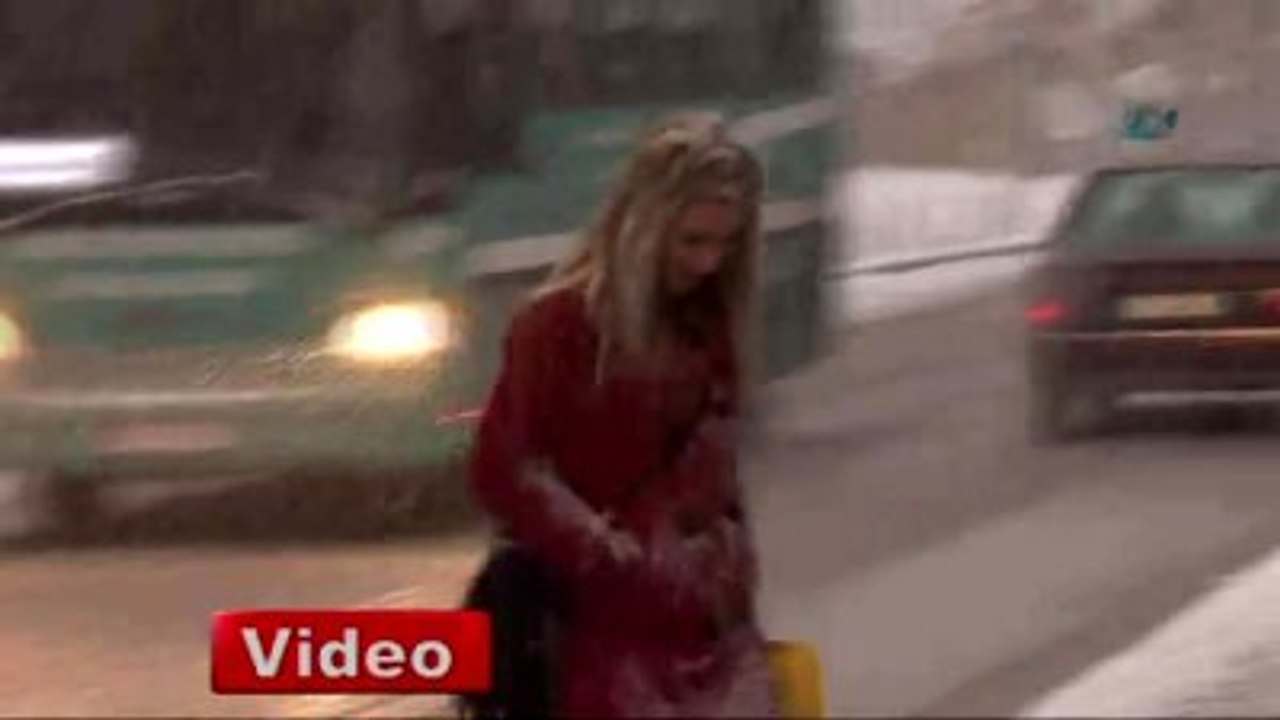 Yeşil Bursa Beyaz Örtüyle Kaplandı