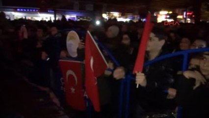 Adana'da Haluk Levent Rüzgarı