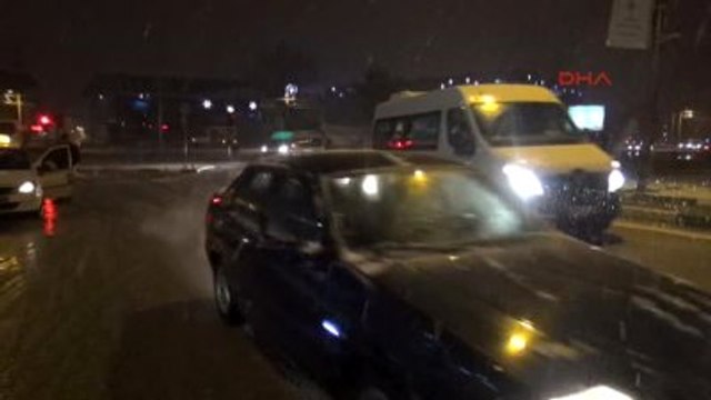 Bursa Uludağ?da Kar Kalınlığı 2 Metreyi Aştı