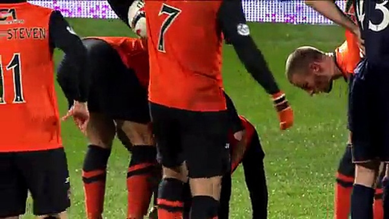 Boyce shown straight red!