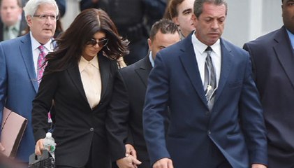 Teresa Giudice Turns Herself In to Jail