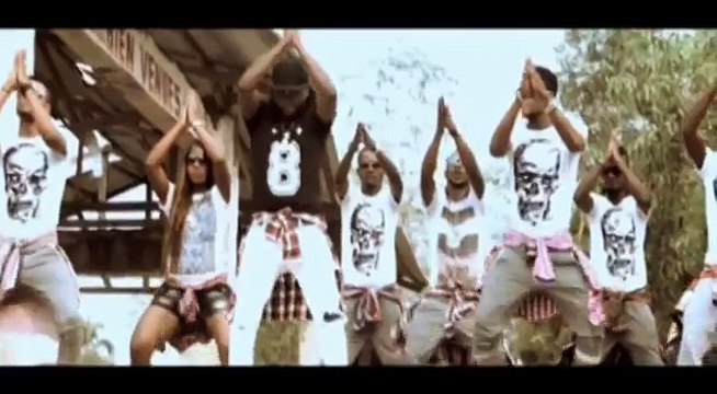 FERRE GOLA - L'EAU ET LA (CLIP OFFICIAL VIDEO HD)