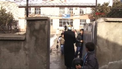 Erzurum'daki Okullar Bir Gün Tatil Edildi Ek