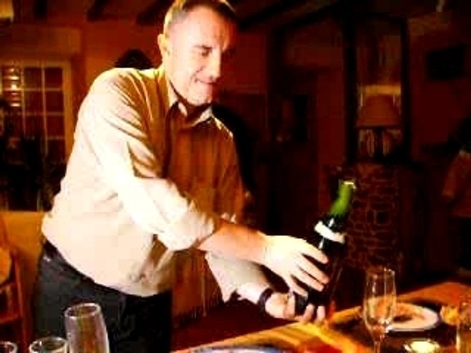 sabrage de champagne