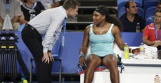 Ünlü Tenisçi Serena Williams, Maç Ortasında Kahve İçti