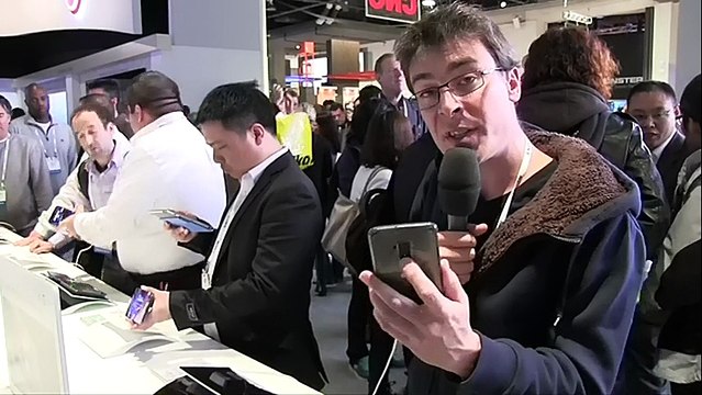CES 2014 : rencontre en vidéo avec le G Flex de LG
