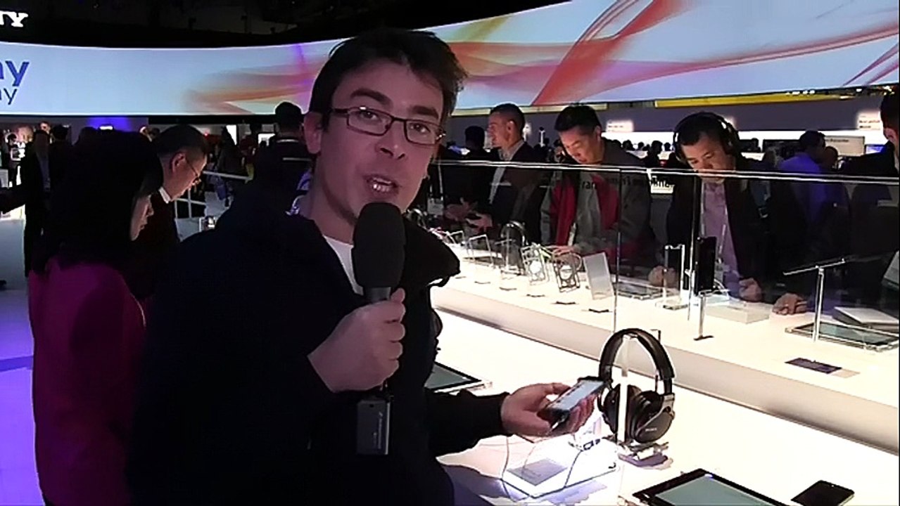 CES 2014 : prise en main vidéo du Sony Xperia Z1 Compact