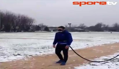 Enes Ünal, devrede de boş durmuyor!...