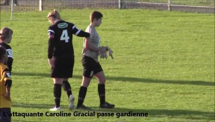 Coupe de France (32eme) : l'attaquante Caroline Gracial arrête un pénalty (TEMPLEMARS-COMPIEGNE)