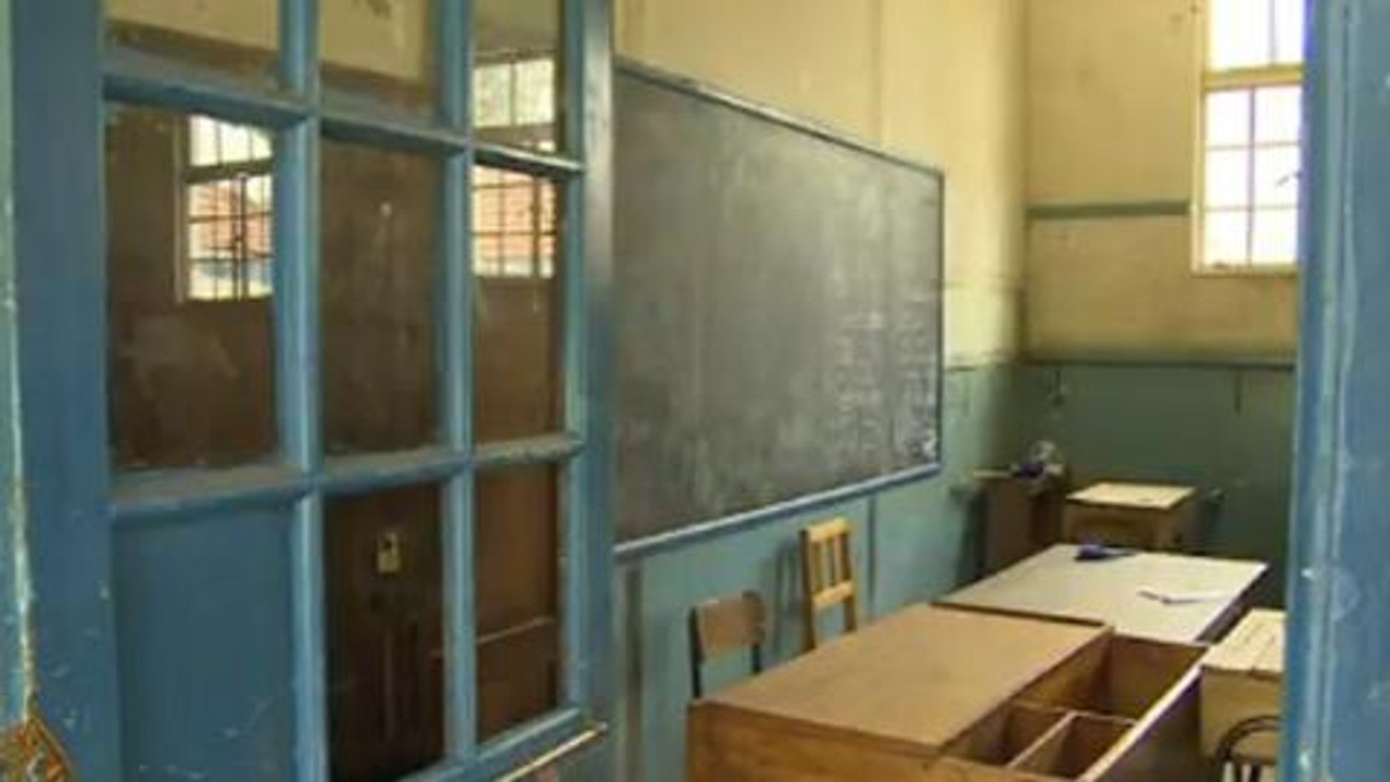 Kenyan teachers strike over pay