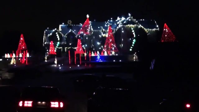 HOT 2015 || Best of Star Wars Music Christmas Lights Show Featured on Great Christmas Light Fight