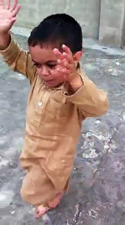 Dancing baBY