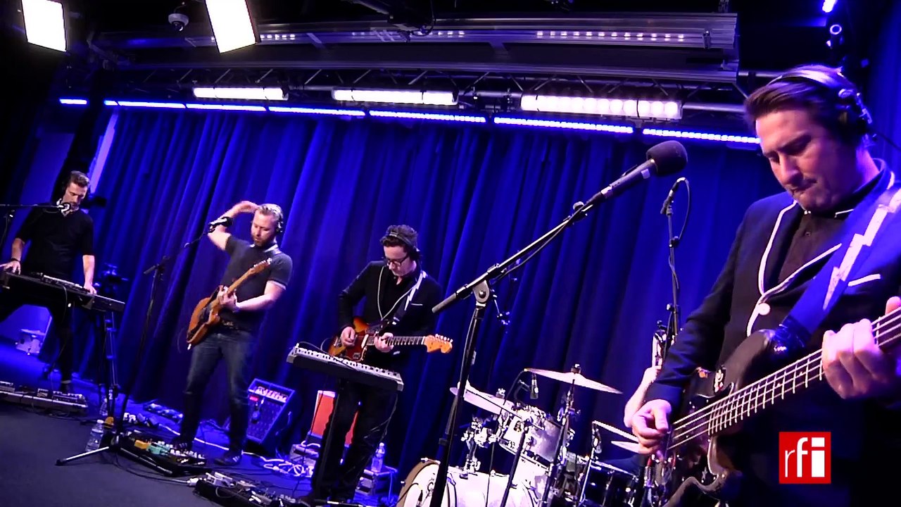 Bikini Machine chante "Stagger Man" - La Bande passante #RFI