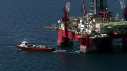 Petróleo abre a menos de 50 dólares en NY