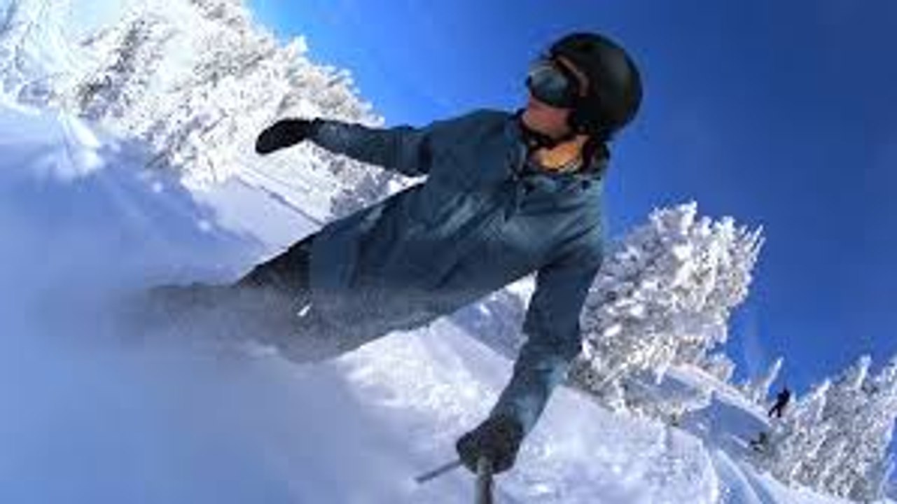 “Holidays in 4K” with Tony Hawk | Action Cam | Sony