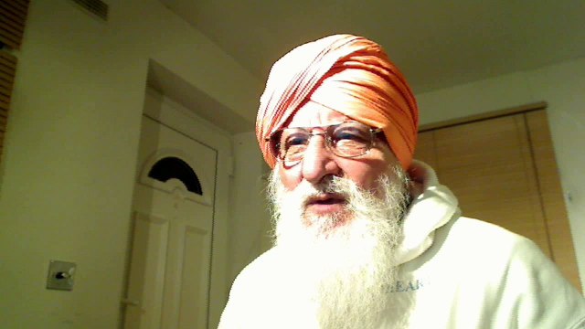 Punjabi - Christ Arjan Dev Ji stresses that God cannot be acquired by worshipping dead stones and prostrating before icons but in the company of Sadhus of Melchizedik type.