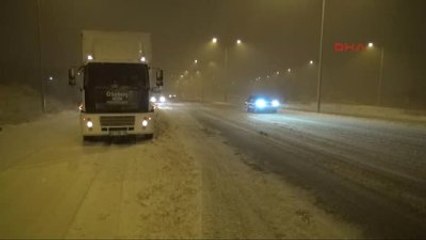 Bursa-İzmir Yolunda Çok Sayıda Araç Yolda Kaldı