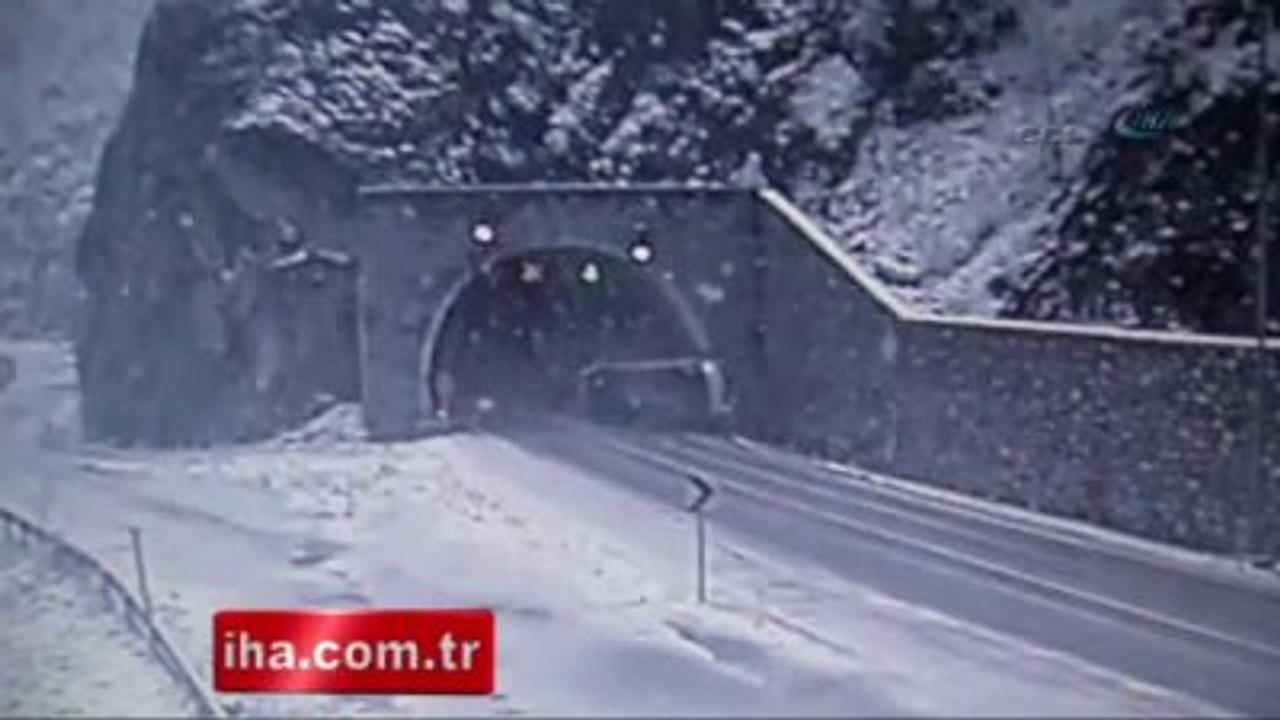 Kaza Anı Saniye Saniye Güvenlik Kamerasında!