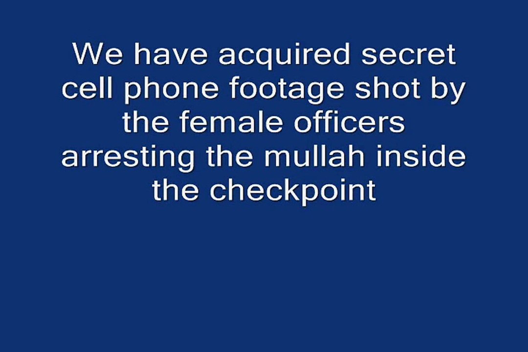 Maulana Abdul Aziz of Lal Masjid caught in Burqa