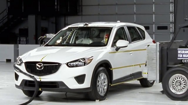 0938 806 791 Mr Bảo MAZDA BÀ RỊA VŨNG TÀU THỬ NGHIỆM VA CHẠM XE HƠI 2015Mazda CX-5 side IIHS crash test