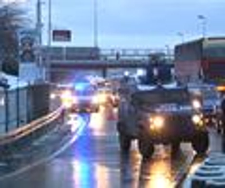 Okmeydanı'nda "tüplü" pankart