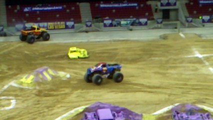 Monster Truck - Monster Jam - Man of Steel - Freestyle