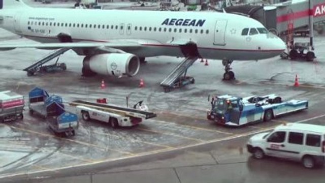 Atatürk Havalimanı'nda Kar Önlemleri