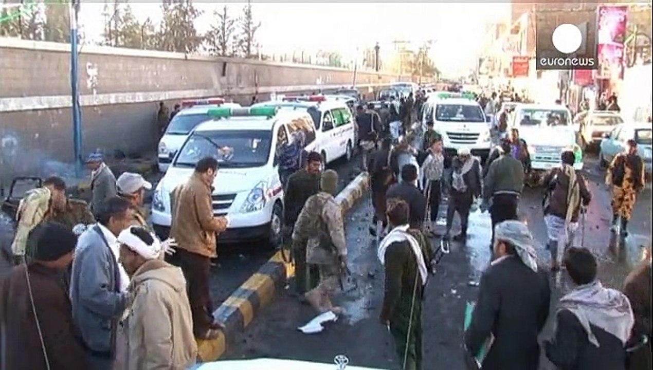حمله انتحاری در مقابل دانشکده پلیس صنعا