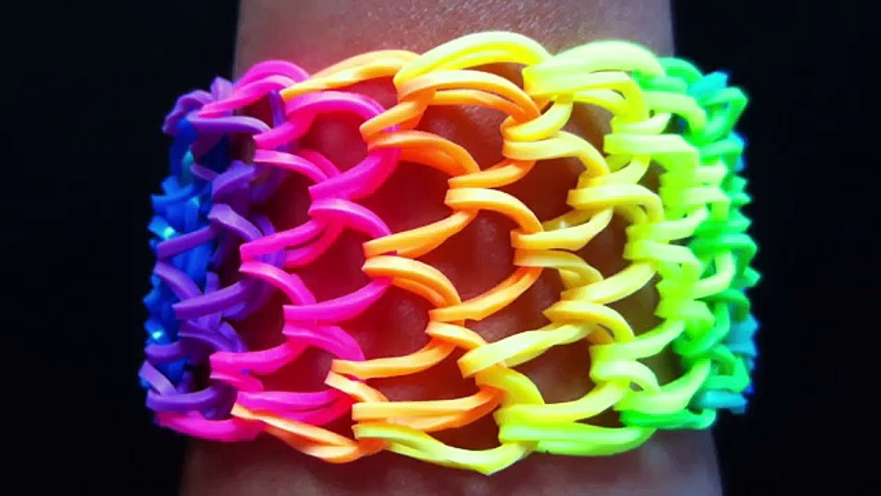 How to Make a Dragon Scale Rainbow Loom Bracelet without a Loom