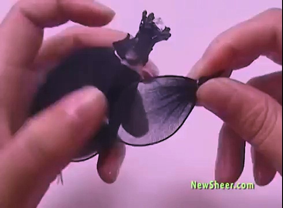 How to Make Nylon Stocking Boutonniere