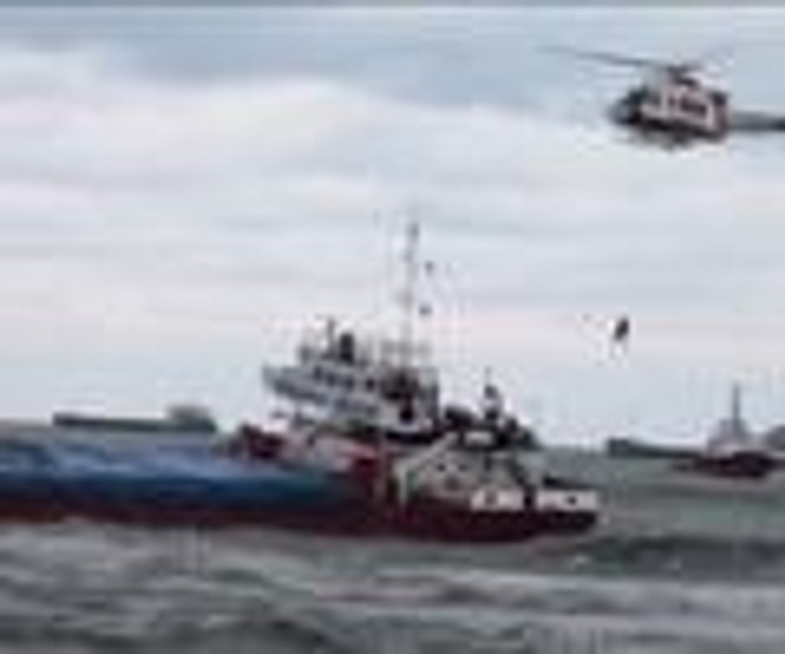 Mürettebat, helikopterle kurtarıldı