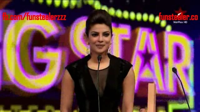 Imran Abbas Live Flirting With Priyanka Chopra In An Award Show HD - Must Watch