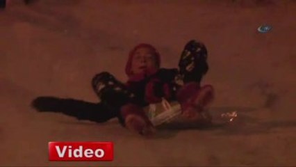 Kar Yağışı Hayatı Felç Etti