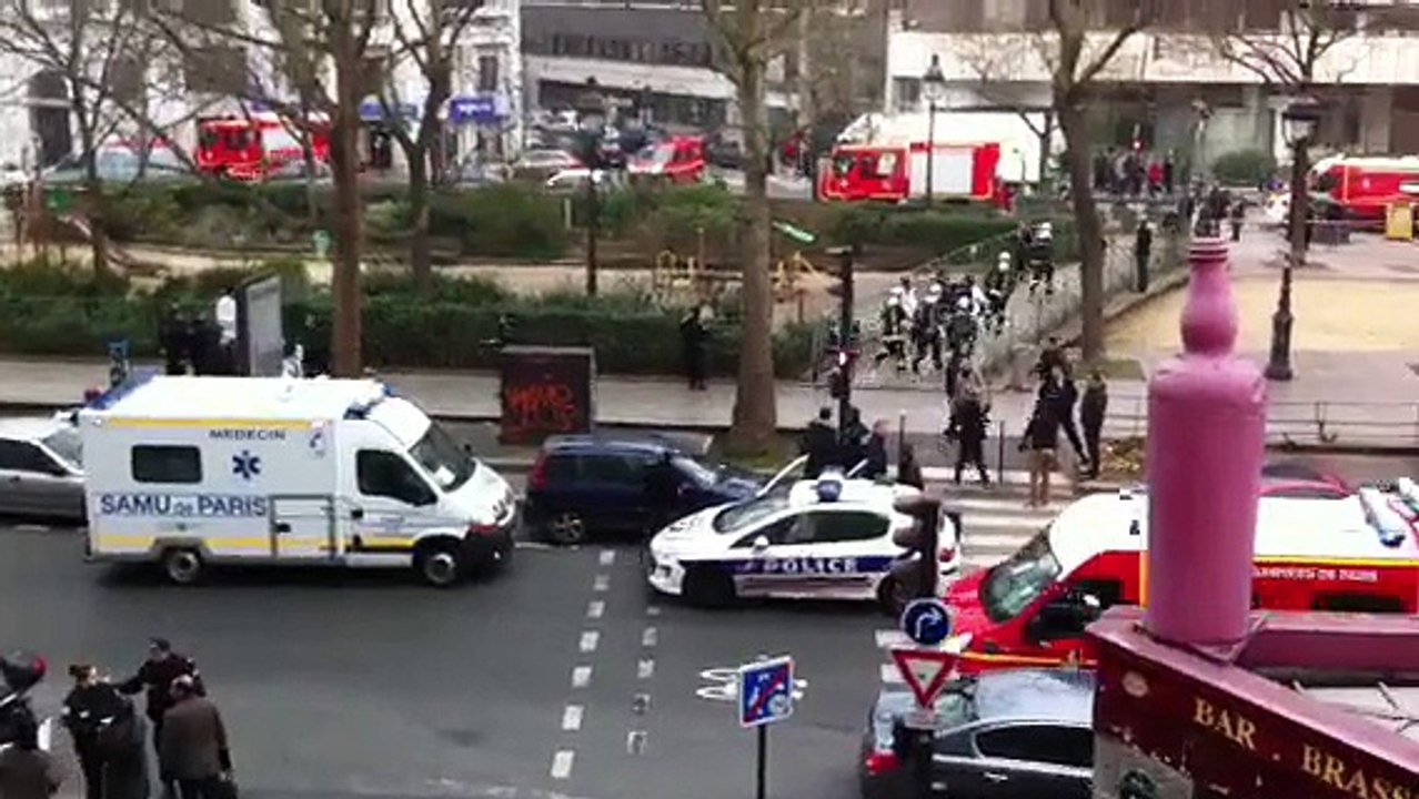 Boulevard Richar Lenoir, peu après la fusillade