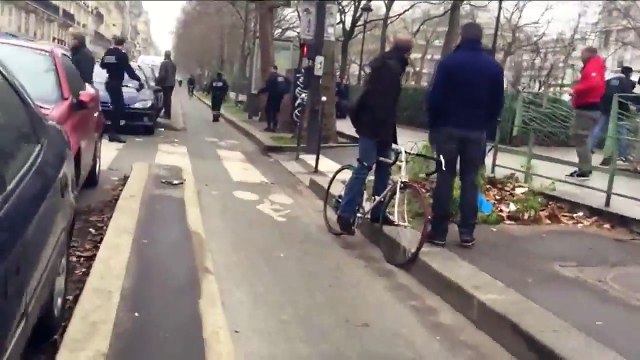 Charlie hebdo attack: a few seconds after the shooting in Paris #CharlieHebdo