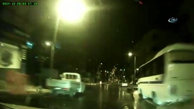 Hırsız-polis kovalamacası kamerada !