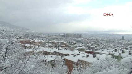 Bursa'da Karın Tadını Çocuklar Çıkardı-1
