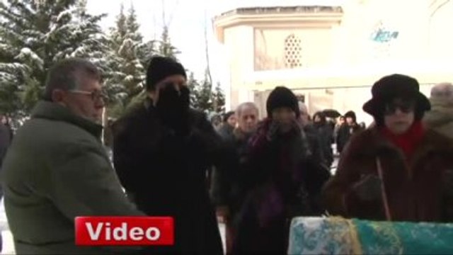 Ayla Gürses Son Yolculuğuna Uğurlandı