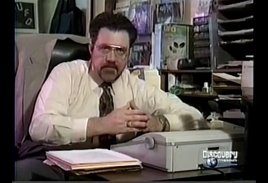 Beyond Bizarre (Dublado) - OVNIs No Espaço E Implantes Alienígenas Dublado