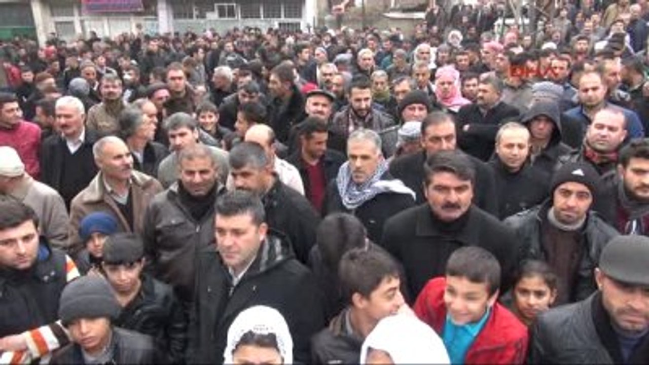 Hdp'li Faysal Sarıyıldız Cizre'de Öldürülen Ümit Kurt Konusunda Konuştu