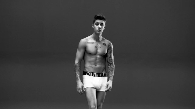 Justin Bieber dans une publicité pour les sous-vêtements Calvin Klein