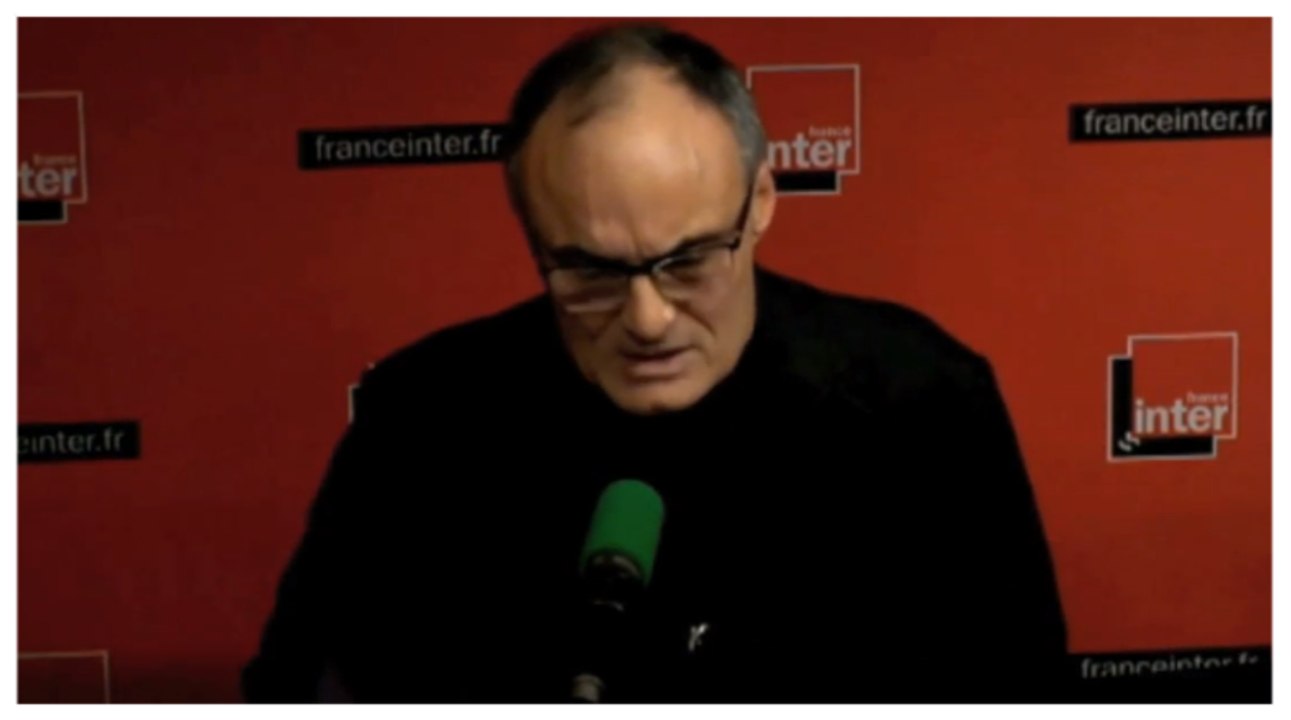 Attaque contre Charlie Hebdo - Philippe Val : "Il ne faut pas nous laisser seuls"