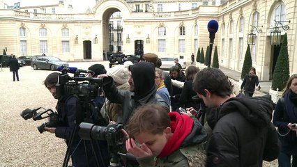 Charlie Hebdo: trois criminels recherchés