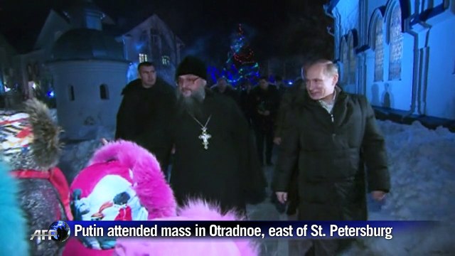 Putin celebrates Orthodox Christmas