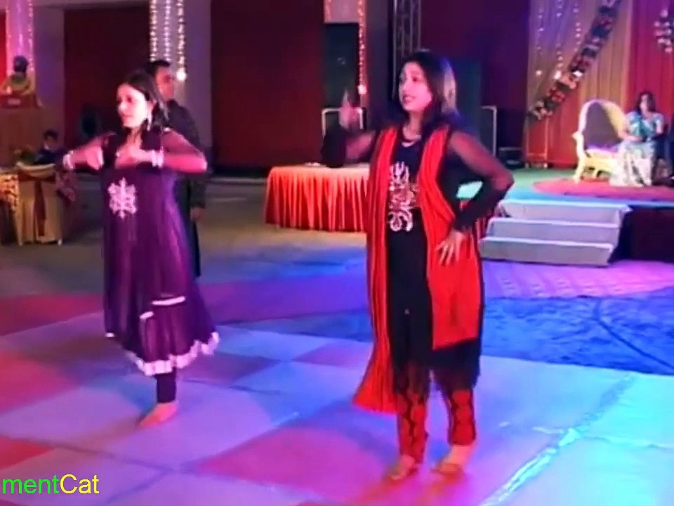 kajra re kajra re - MOST AWESOME Wedding Dance (HD)