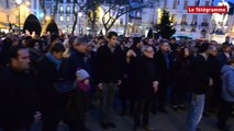 Vannes. Plus de 700 personnes en soutien à Charlie Hebdo