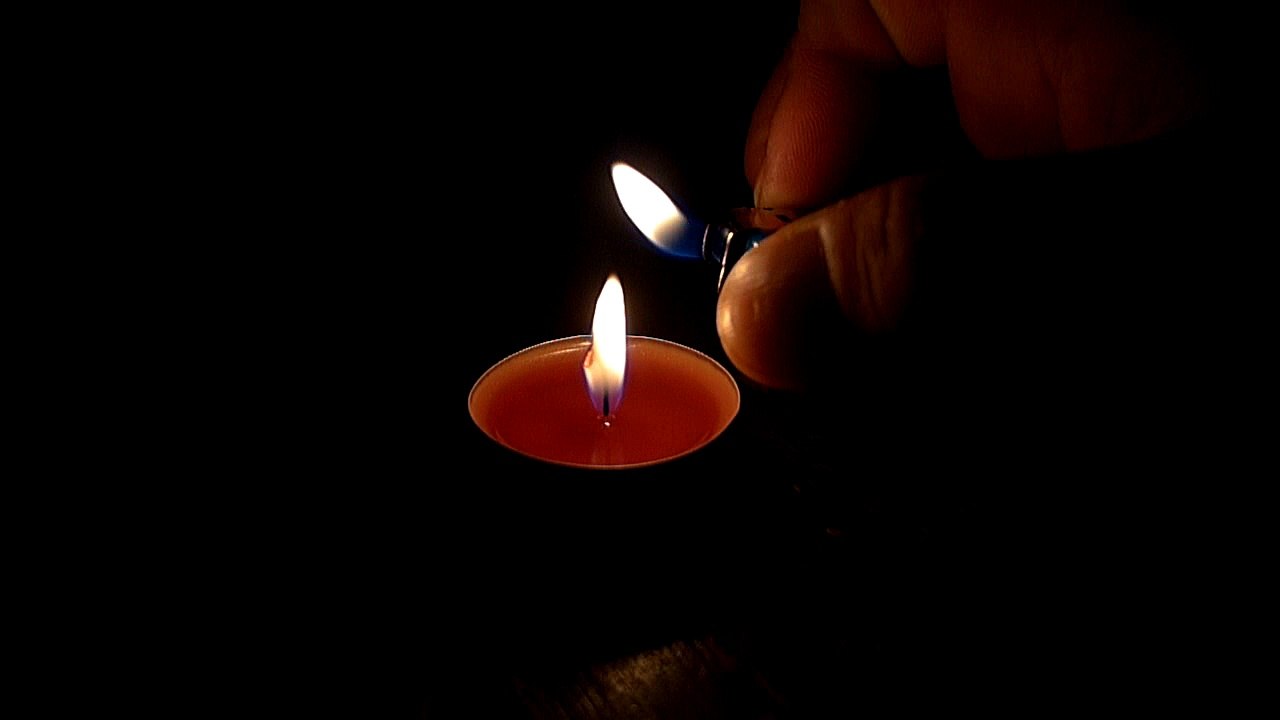 Zeitlupenaufnahme 2 Kerze Lumix Lx7