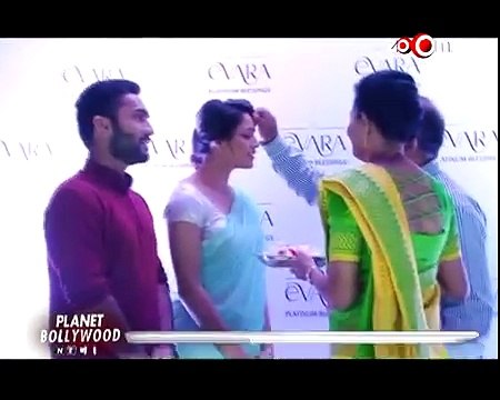 Dinesh Karthik & His Wife Dipika Pallikal Promote Evara Platinum Jewellery In Chennai