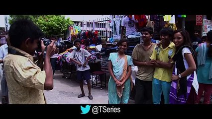 Kahan Chala A Dost Video Song - Anjaan Parindey 2015